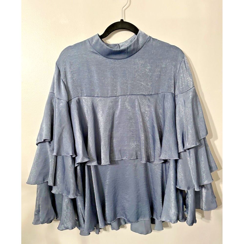 NWT Pebble & Stone Blouse Blue Ruffled Top 3/4 Sleeves Size L‎
